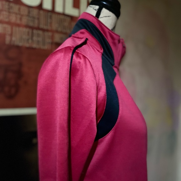 Athletic Works zip jacket in great condition. Has pockets on both sides, zips up - Picture 8 of 12